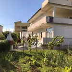 Apartamento Erdgeschosswohnung Mit Terrasse Fuer Sechs Personen By Interhome *